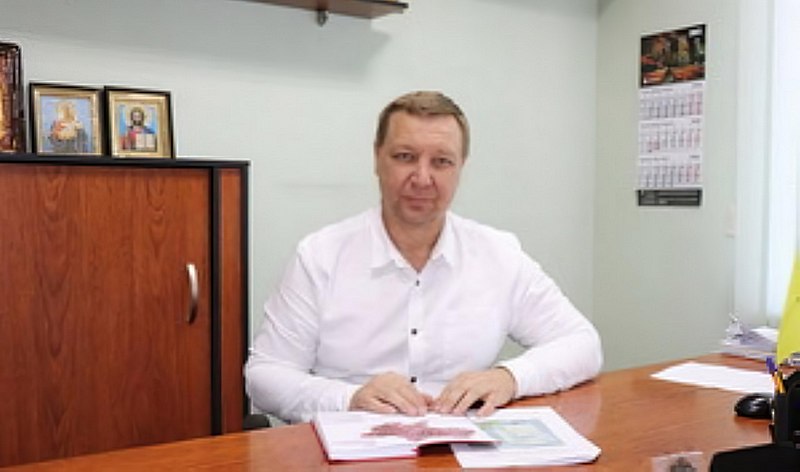 ВАЛЕРІЙ ХОМІЦЬКИЙ