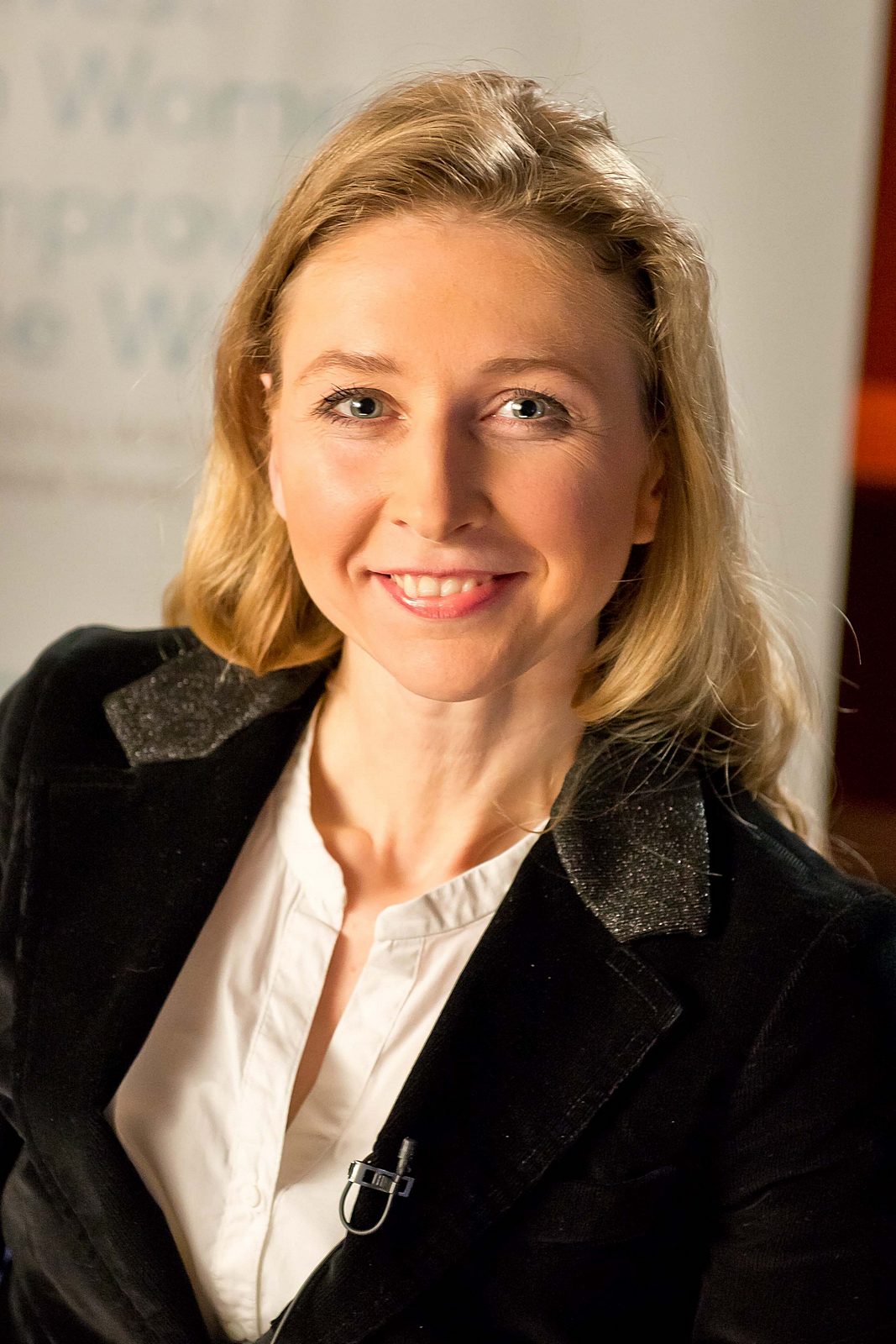 ЮЛІЯ САВЕЛЬЄВА