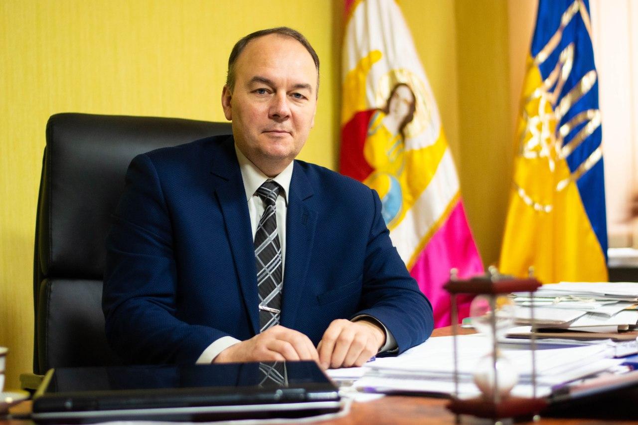 СТАНІСЛАВ ДЖУСЬ